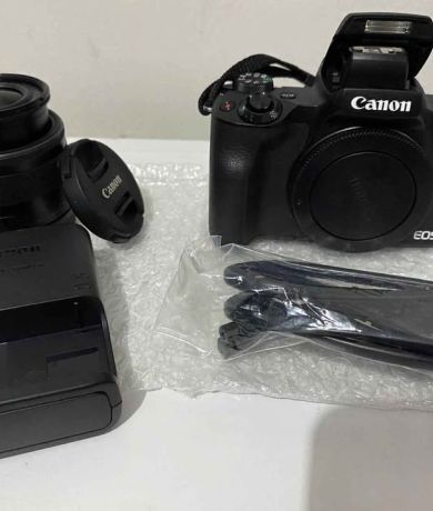 CAMARA CANON EOS M50 MARK II