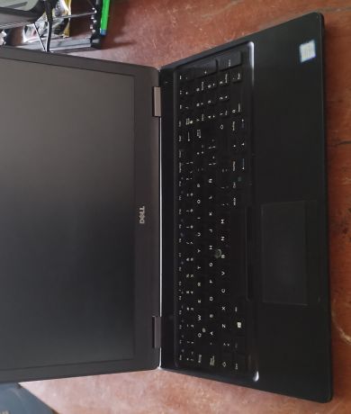 Vendo Laptop Dell I5 con 8 de Ram